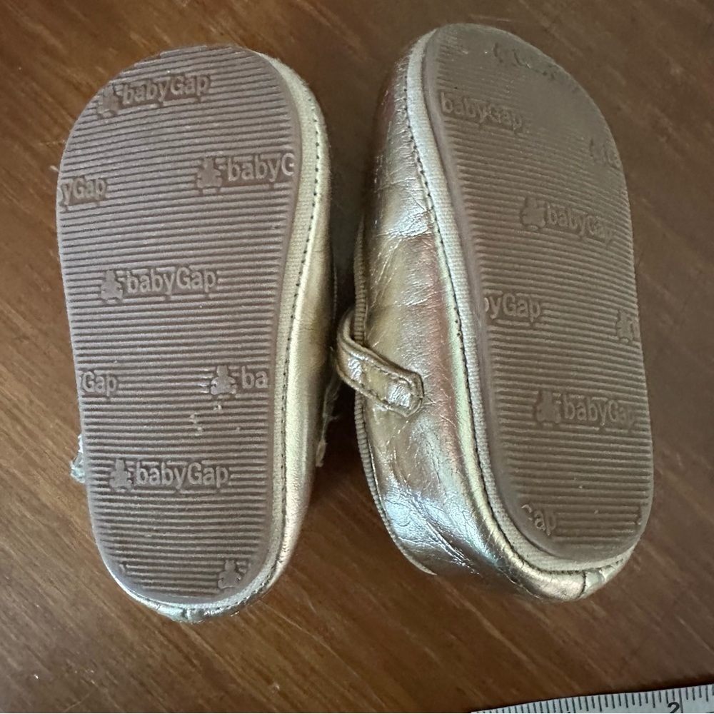 GAP Gold Baby Mary Jane’s, Size 6-12m - Picture 6 of 7
